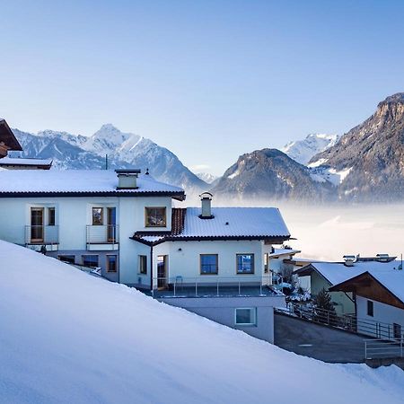 Monis Apartment Ramsau im Zillertal Luaran gambar