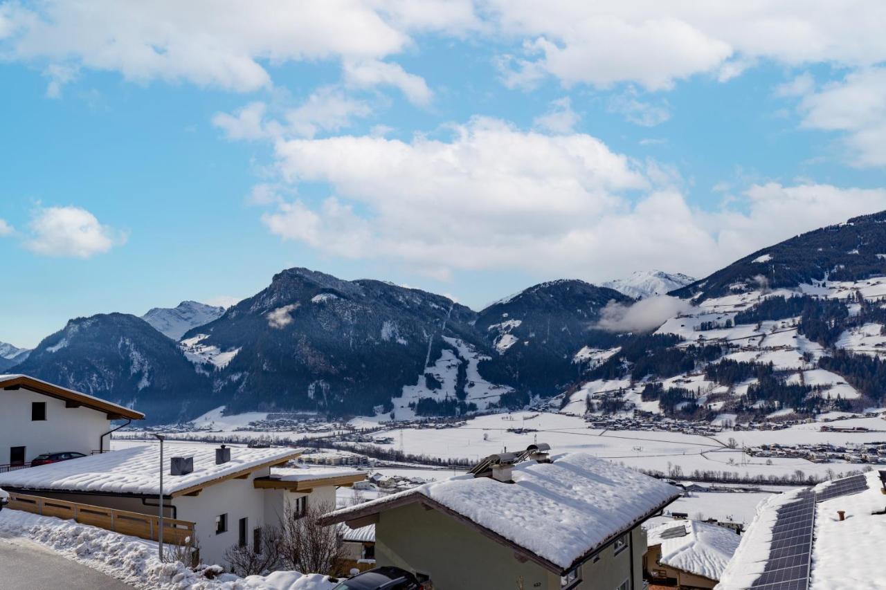 Monis Apartment Ramsau im Zillertal Luaran gambar