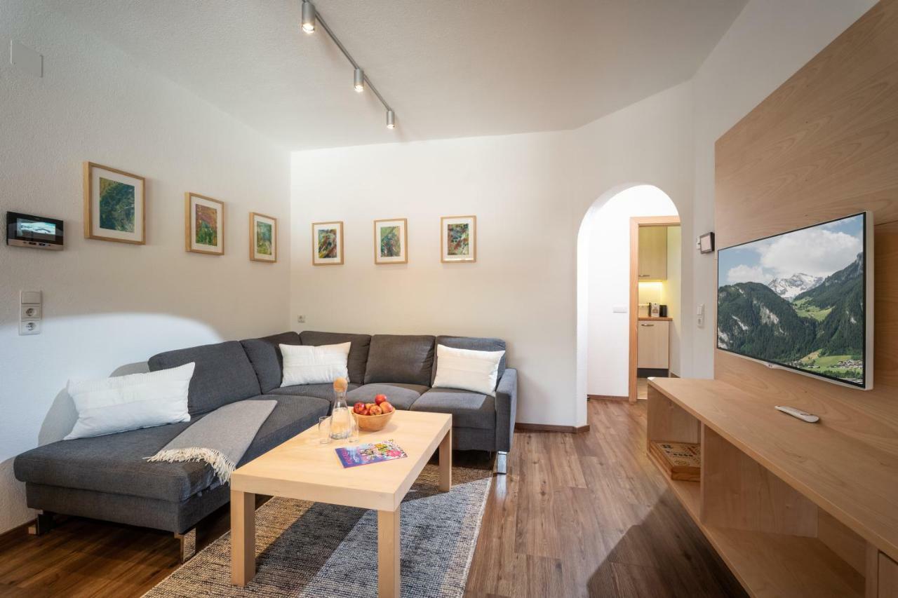 Monis Apartment Ramsau im Zillertal Luaran gambar